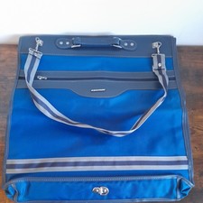Custom Suit Carrier/Garment Bag with Detachable Shoulder Strap and Pockets