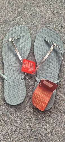 Bnwt havianas flip - bnwt,