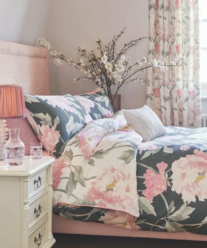 Laura ashley peonies dark - laura,