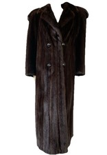 Gentleman's DARK RANCH Real