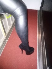 100% Latex/Rubber Crotch High Platform Boots Size 37 (ITV92)
