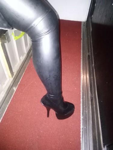 100 latex rubber crotch high - 100%,