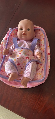 Baby doll closing eyes dressed - closing,