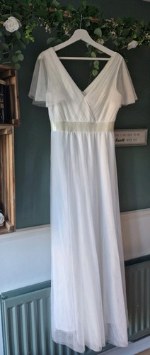 Beautiful bride wedding dress - beautiful,