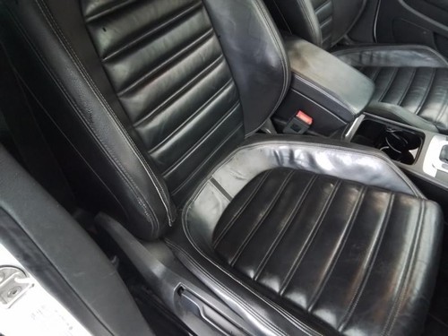 Front seat volkswagen - front,