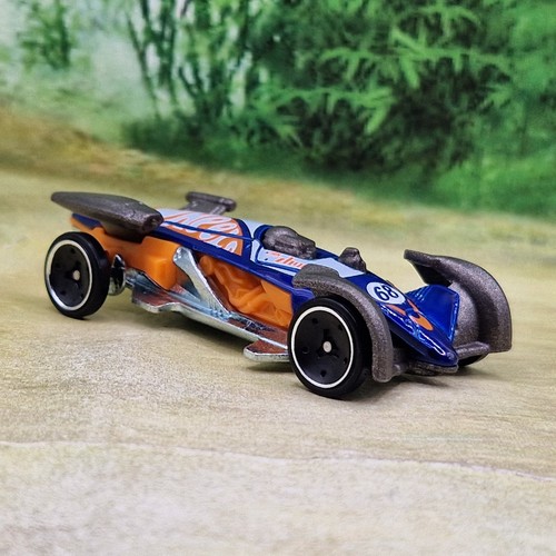 Hot wheels salt streaker - wheels,