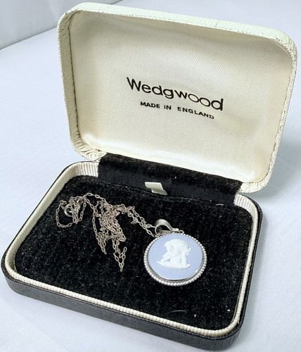 Vintage 1967 wedgwood blue - wedgwood,