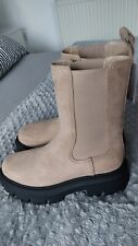 H&M CHUNKY CHELSEA BOOTS Ladies Size 6