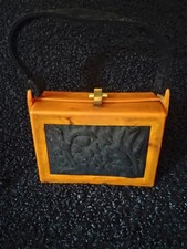 1940'S BAKELITE BOX PURSE WITH