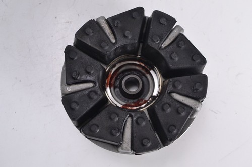 Rear wheel sprocket carrier