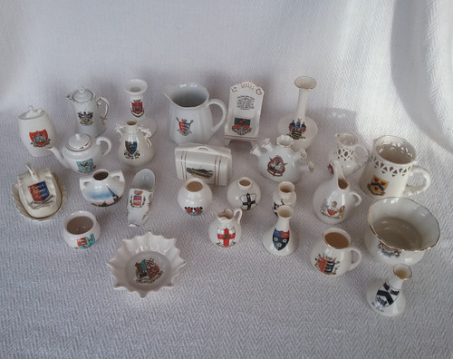 Victorian crested china - victorian,