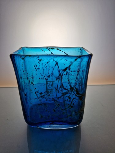 Mdina glass square - in, sea