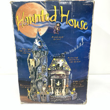 Spooky Animated Haunted House