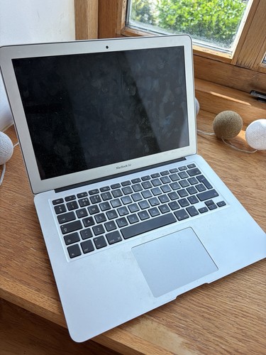 Apple macbook air a1466 - macbook,