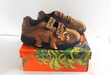 DinoSoles Triceratops LED Boy Shoes, Brown, sz 2