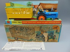 CORGI GIFT SET 33 FORDSON