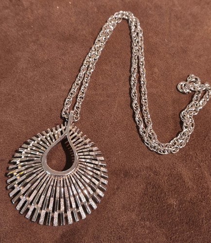 Vintage 1960s american trifari - vintage,
