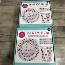 2 X Party Plates Cups Napkins
