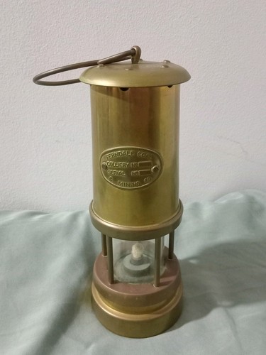 Small vintage brass tilley - vintage,