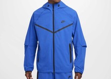 Nike Tech Woven Windrunner