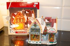 Lemax 2001 Caddington Village