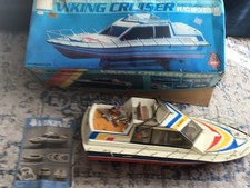 VINTAGE ACADEMY 1/20 SCALE VIKING CRUISER 540 BALTIC R/C BOAT KIT