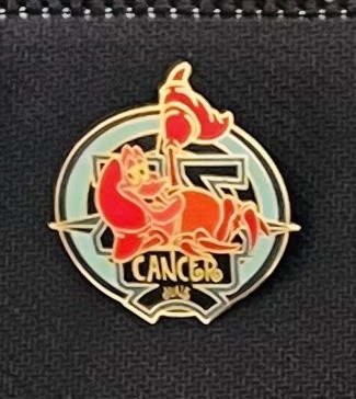 Disney trading pins - disney,