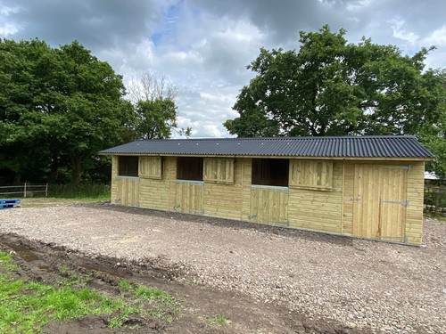 12ft 36ft stable 6ft - stable+,
