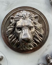Lion Head Leadwork Motif 140