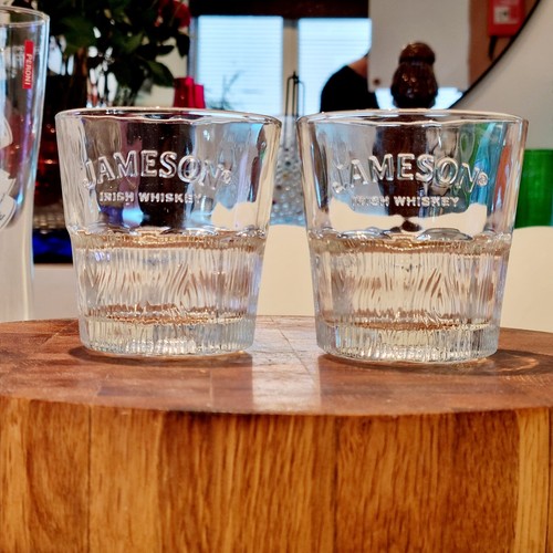 Pair jameson irish whiskey - jameson,