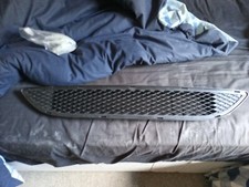 Fiesta Mk5(mk4 Facelift)zetec S Bumper Grill 99-2001.genuine Ford