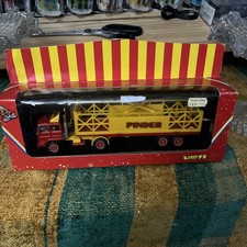 Die Cast Verem Pinder Circus Truck With Cage new in box