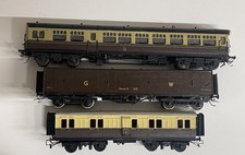 3 x Vintage Ratio OO gauge kit built GWR coaches. Autocoach, Siphon, full brake