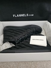 Rare Balenciaga Mens Arena Logo Sneaker  - Black