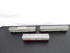 OO Gauge Tri-ang R24/R25 Transcontinental coaches X3 Includes Observation deck.