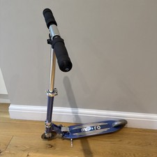 Micro led sprite - sprite, scooter
