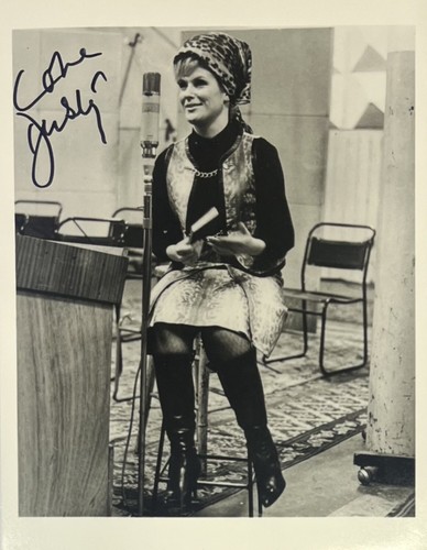 Dusty springfield signed - dusty,