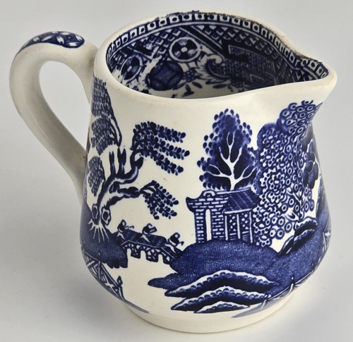 Swinnertons old willow creamer - old,