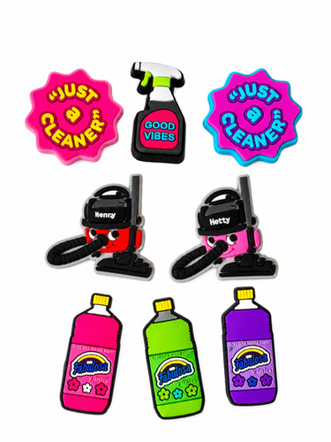 Clog shoe charm cleaner