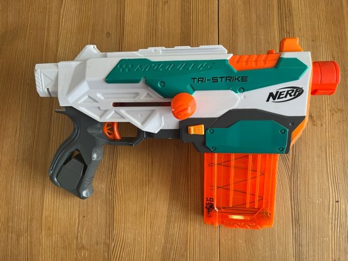 Nerf modulus tri strike - tri, dart