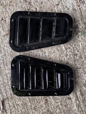 Land Rover Top Vents / Wing