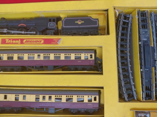 Tri ang railways - oo, gauge