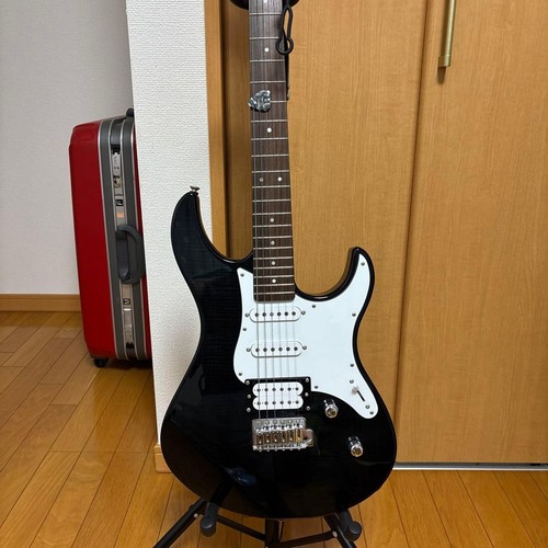 Yamaha pacifica pac212vfm tbl - yamaha,