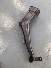 AUDI A3 2011 SLINE 2.0 TDI DriverSide Footwell Vent Air Ducting Outlet 8P2819152