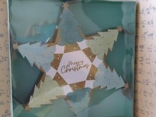 Christmas British Luxury Tree Sharing Cracker Snow Flake Indoor suitable