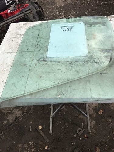 Passenger door glass window - passenger,