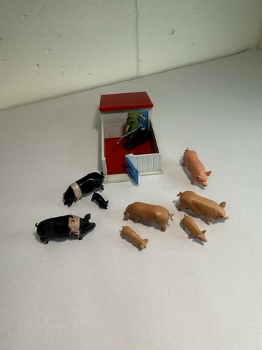 Britains farm animals - farm, pigs