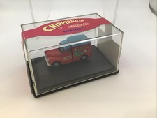 Oxford Diecast Chipperfields Circus CH012 Morris Clown Van 1:76 Scale OO Gauge