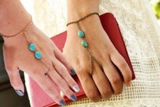 WOMENS TURQUOISE BEADS