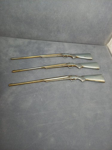 3of vintage cast iron toy - iron, guns